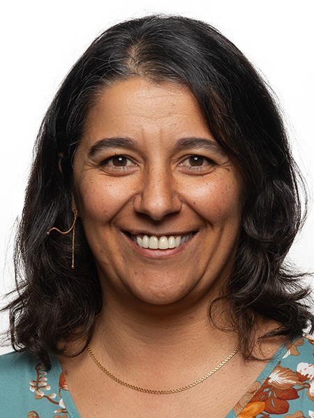 Photo of Paula Santos
